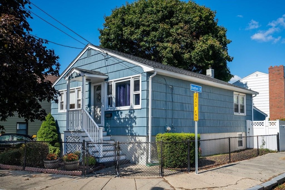 32 Morris St, Malden, MA 02148 - photo 1