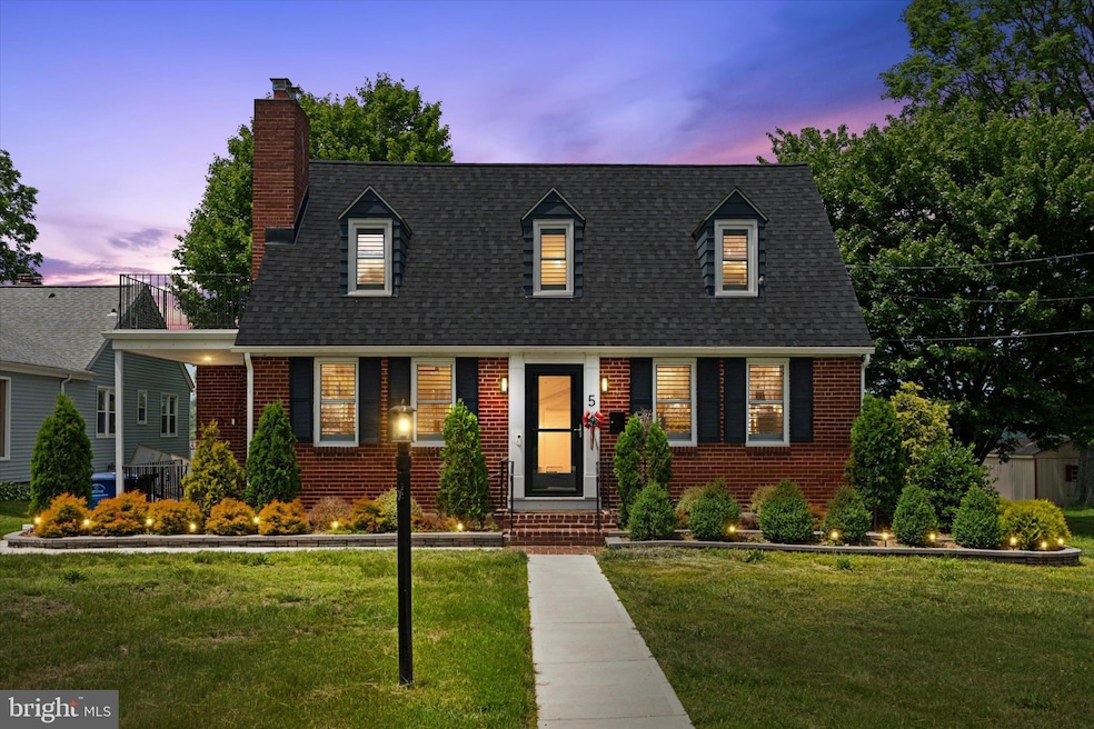 Under Contract $599,555