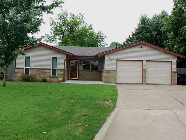 17 Oak Hollow Rd, Shawnee, OK 74804 - photo 1