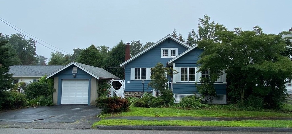 352 Brooks St, Worcester, MA 01606 - photo 1