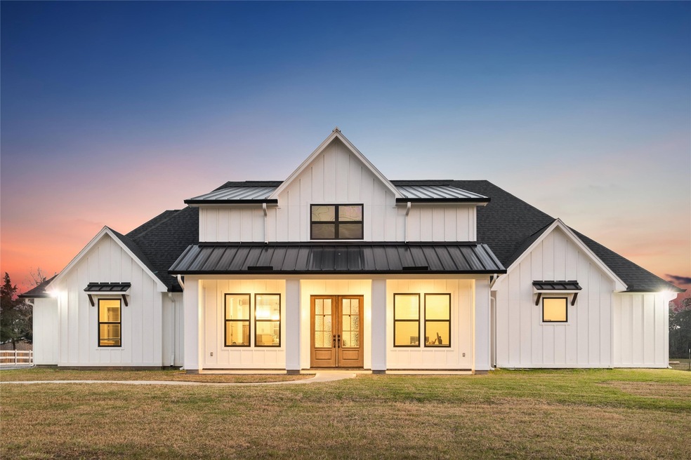 1725 Dahlstrom Rd, Alvin, TX 77511 - photo 1