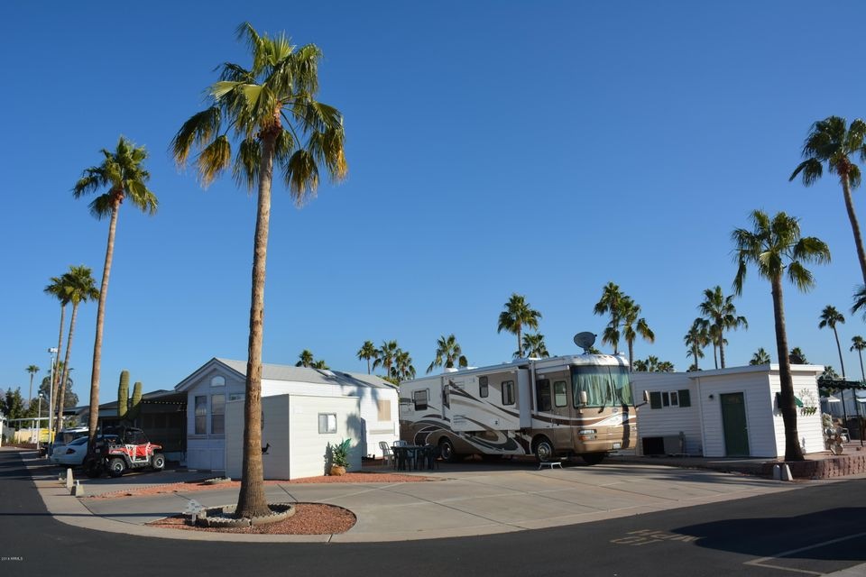 Corner lot