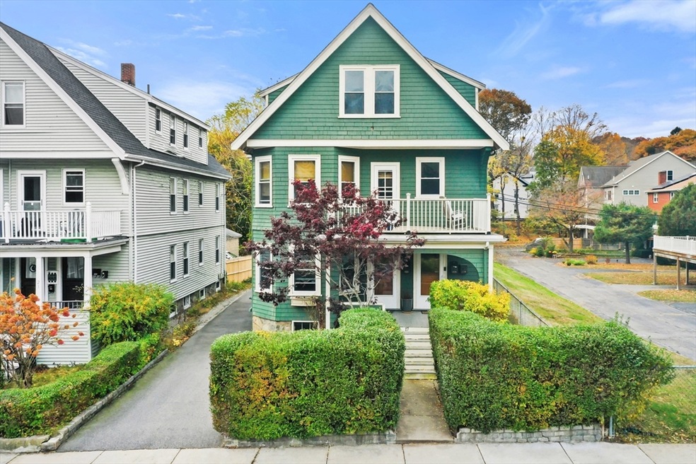 17 Seymour St unit 3, Roslindale, MA 02131 - photo 1