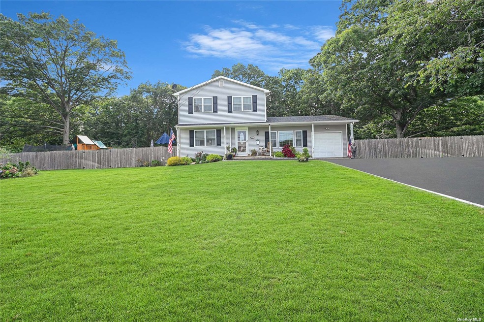 2980 Maine Ave, Medford, NY 11763 - photo 1