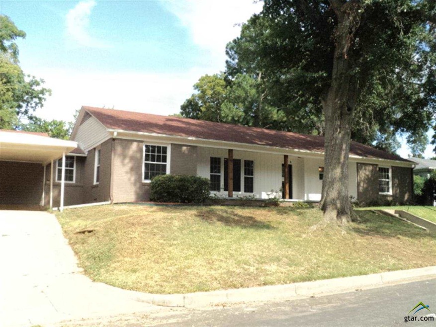 1826 S Sneed Ave, Tyler, TX 75701 - photo 1