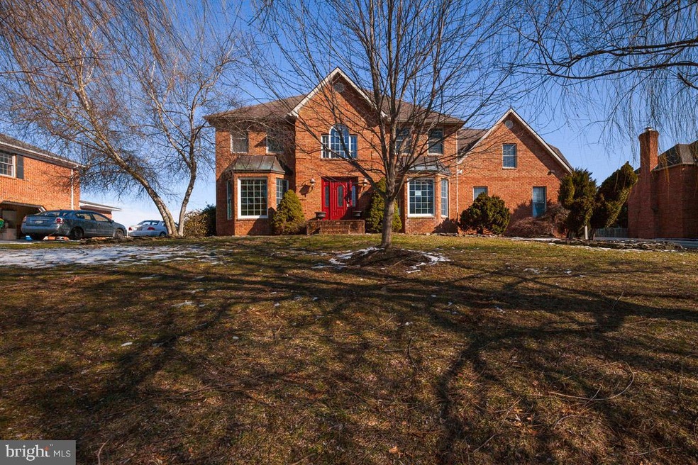 19226 Olde Waterford Rd, Hagerstown, MD 21742 - photo 1