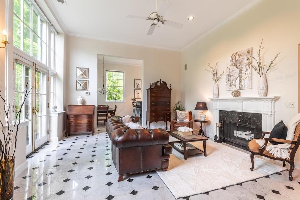 83 Church St unit 15, Winchester, MA 01890 - photo 1