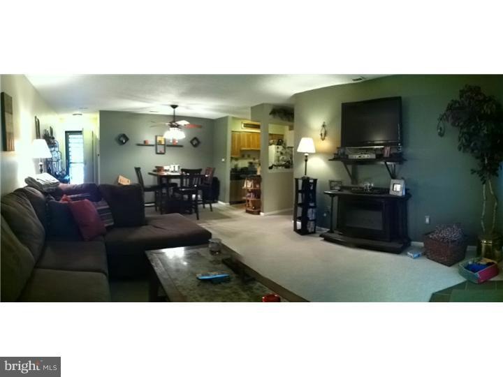 112 Claire Ct unit 2, Blackwood, NJ 08012 - photo 1