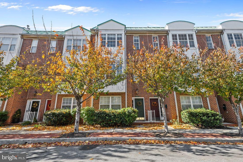 1204 S Bouldin St, Baltimore, MD 21224 - photo 1