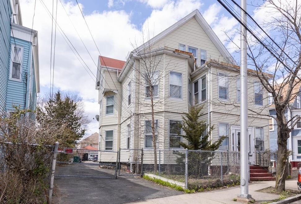 61 Shepard St unit 61A, Lynn, MA 01902 - photo 1