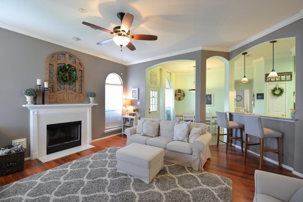 8207 Fairgrove Park Ct, Houston, TX 77095 - photo 1