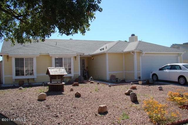 8039 S Colby St Front