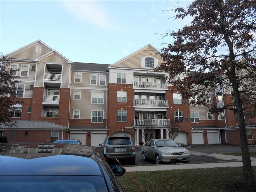 545 Regency Dr, Fishkill, NY 12524 - photo 1