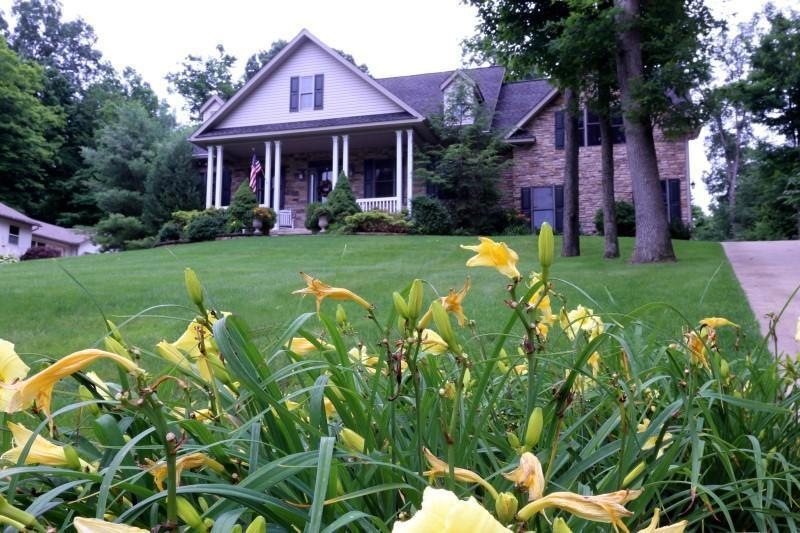 866 Kingsway Cir, Howard, OH 43028 - photo 1