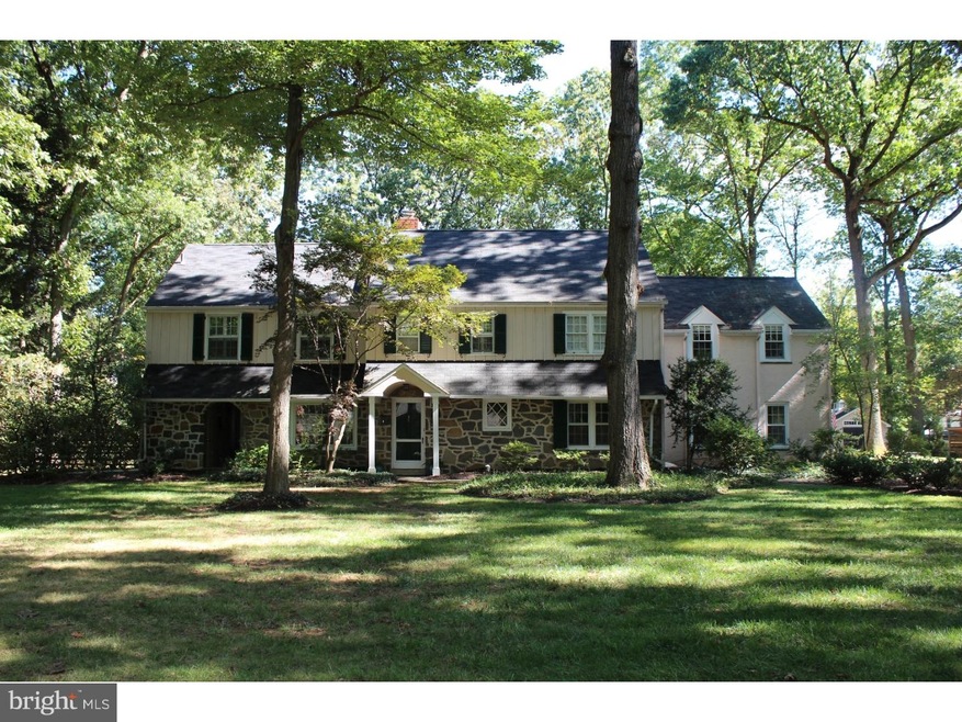 306 Pine Tree Rd, Wayne, PA 19087 - photo 1