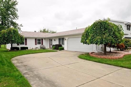 834 Polk Ave, Dyer, IN 46311 - photo 1