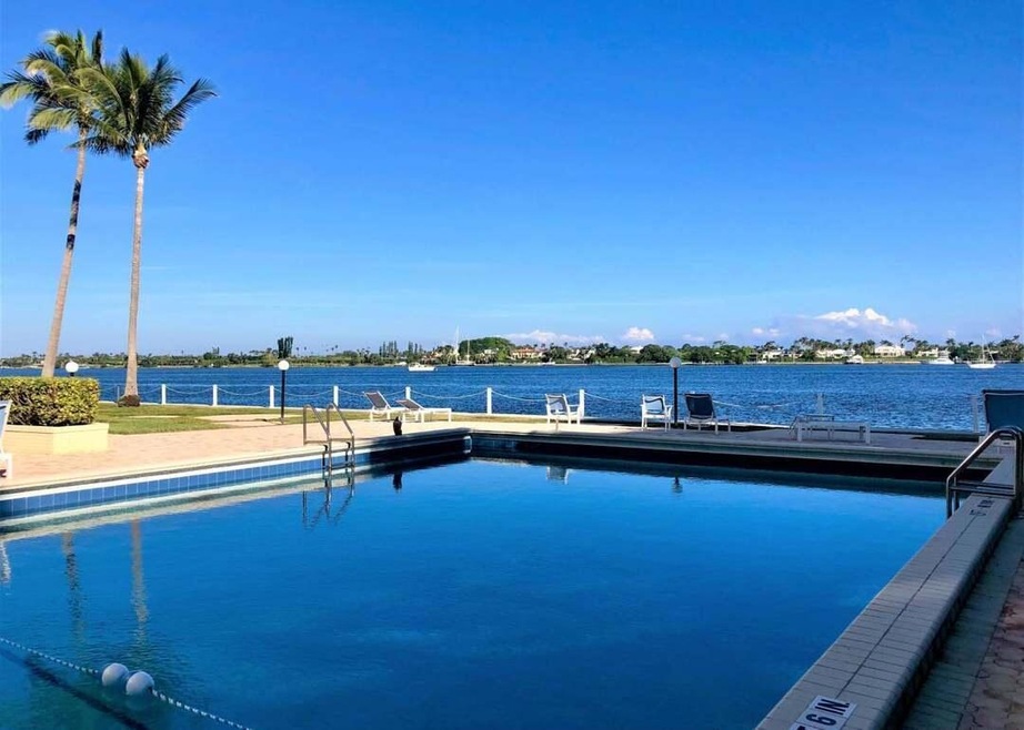 La Fontana unit 511, West Palm Beach, FL 33407 - photo 1