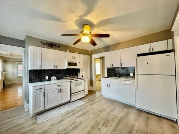 1117 Sumner Ave unit 1, Springfield, MA 01118 - photo 1