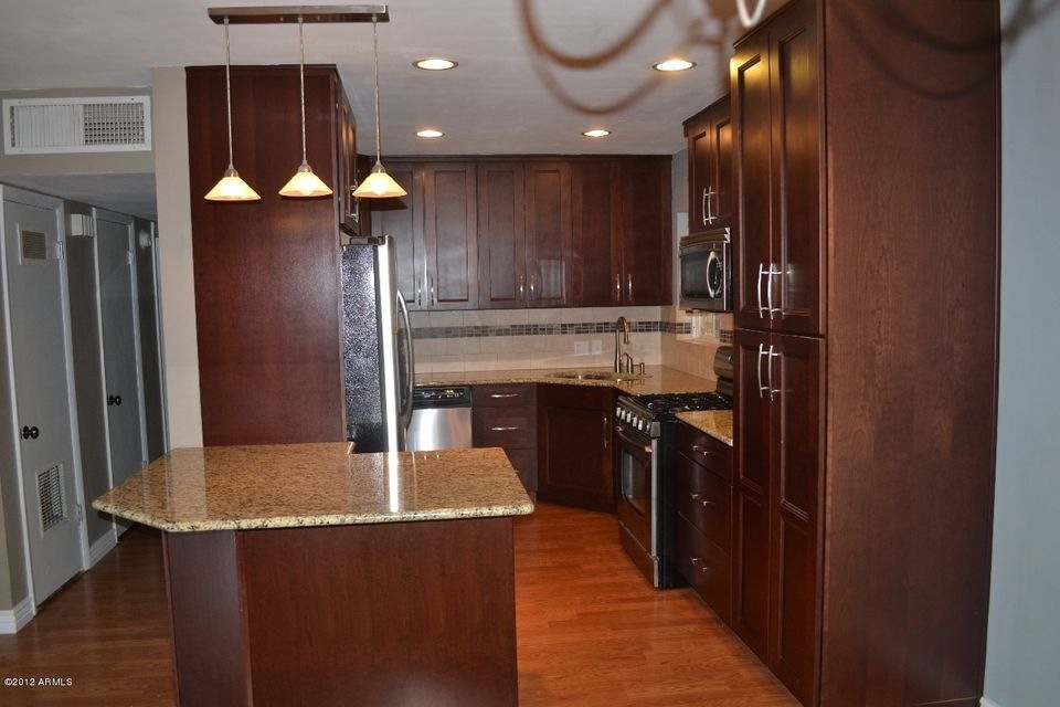 Open Kitchen