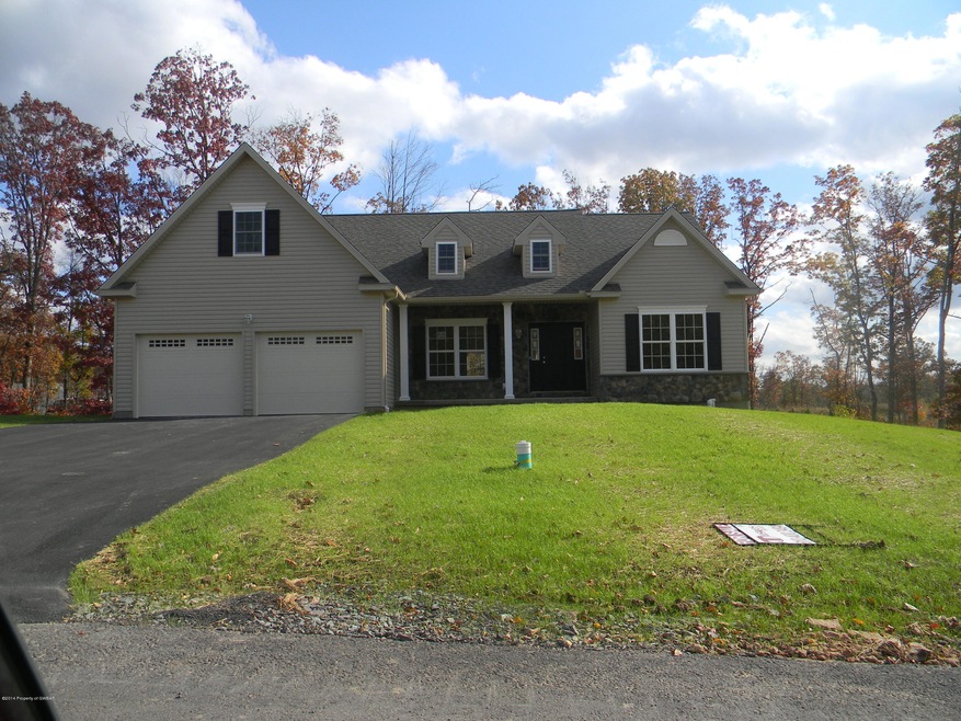 263 Legends Dr, Drums, PA 18222 - photo 1