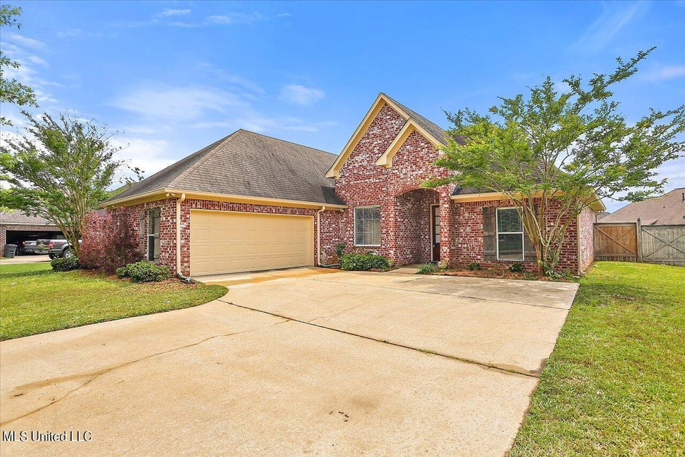 01-306 Belle Oak Way