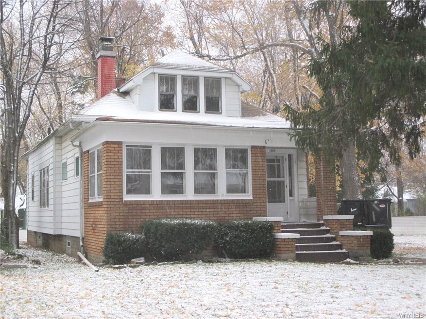 4 Bdrm, 2 Bath Cape in Williamsville.