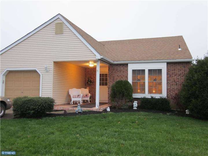 76 Knollwood Dr, Woodbury, NJ 08096 - photo 1