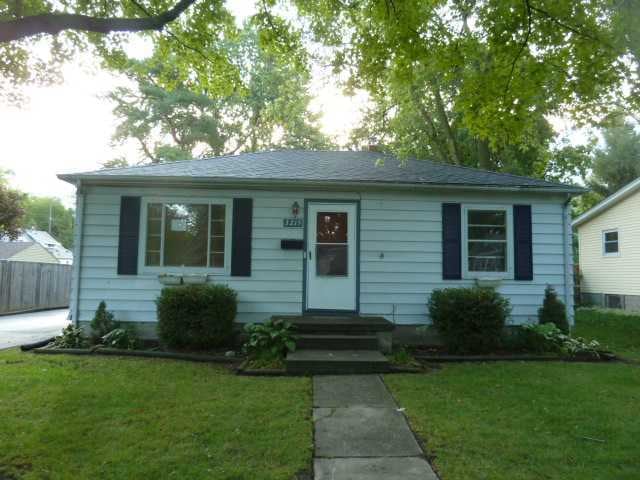 3215 Tenny St, Lansing, MI 48910 - photo 1
