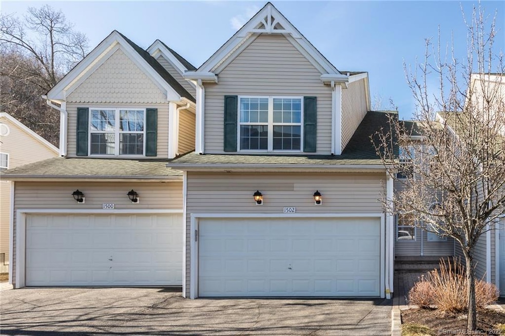 1502 Lexington Blvd unit 1502, Bethel, CT 06801 - photo 1