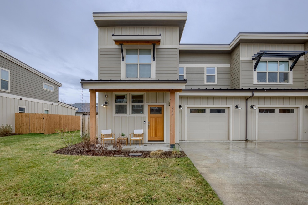 3658_Badger_Ave-2