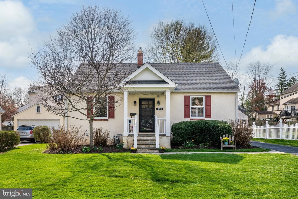 591 S Devon Ave, Wayne, PA 19087 - photo 1