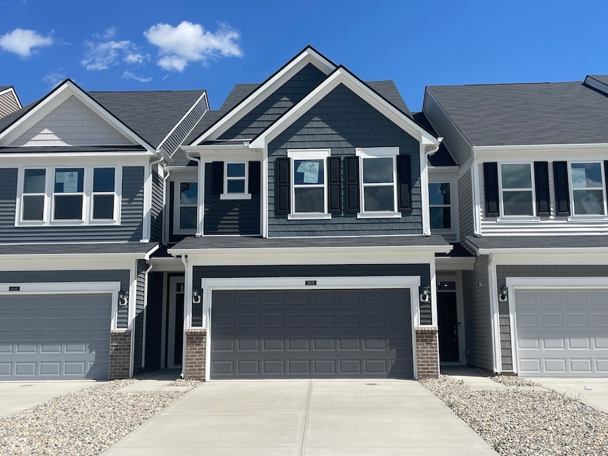 590 Garrow Dr, Sheridan, IN 46069 - photo 1