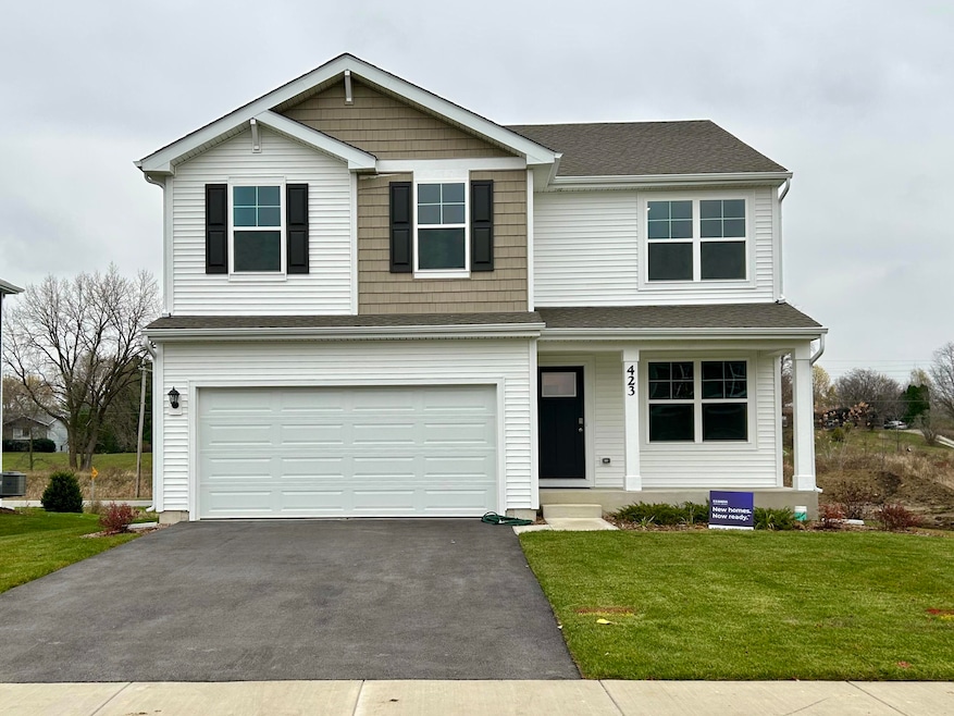 423 Bricker St, Hebron, IN 46341 - photo 1