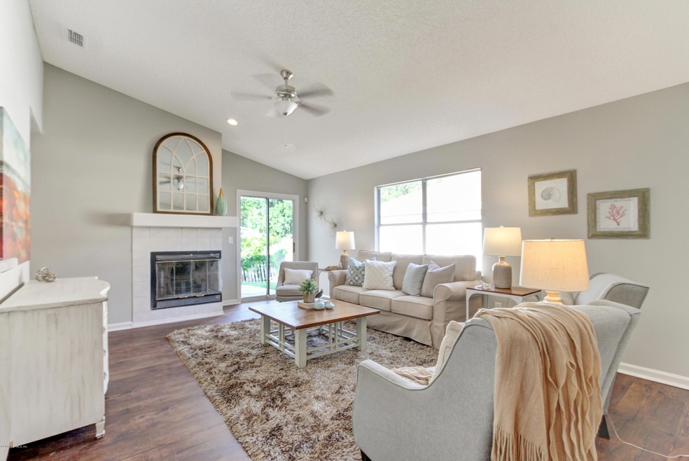 Rave Home Staging Jacksonville (2) (1)