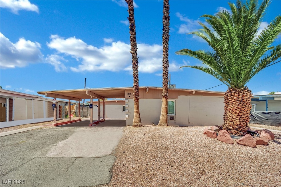 1205 Phillips Ave, Las Vegas, NV 89104 - photo 1