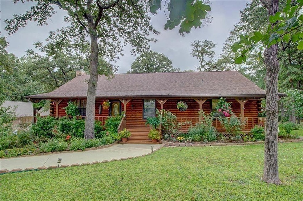 105 Santee Dr, Gainesville, TX 76240 - photo 1