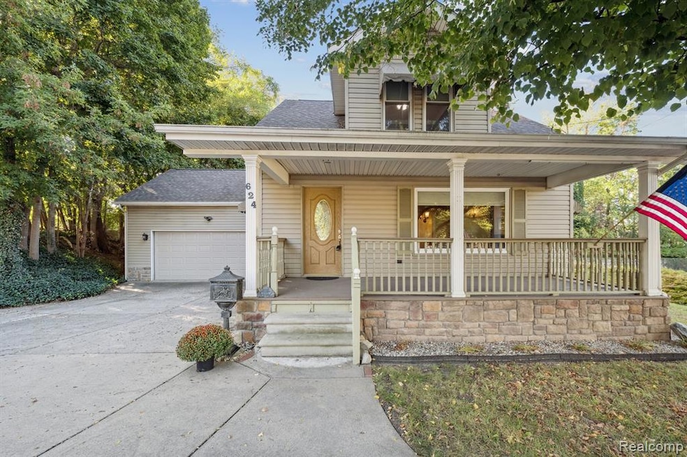 624 E Main St, Brighton, MI 48116 - photo 1