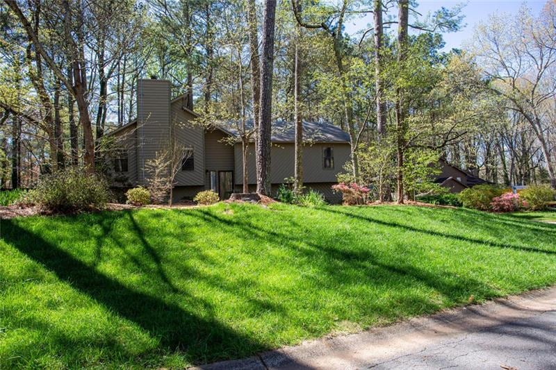 4523 Hickory Grove Dr NW, Acworth, GA 30102 - photo 1