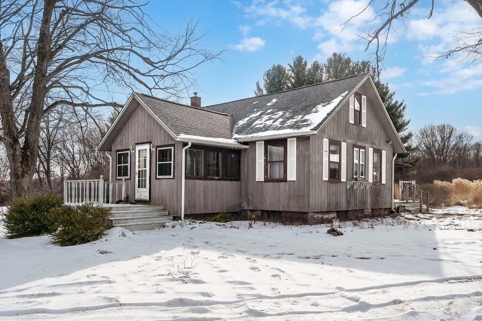 Beadle_Lake_Rd_13853_BattleCreek_49014-1