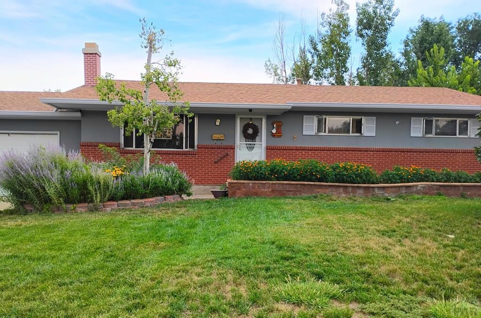 69 Macnaughton Rd, Pueblo, CO 81001 - photo 1