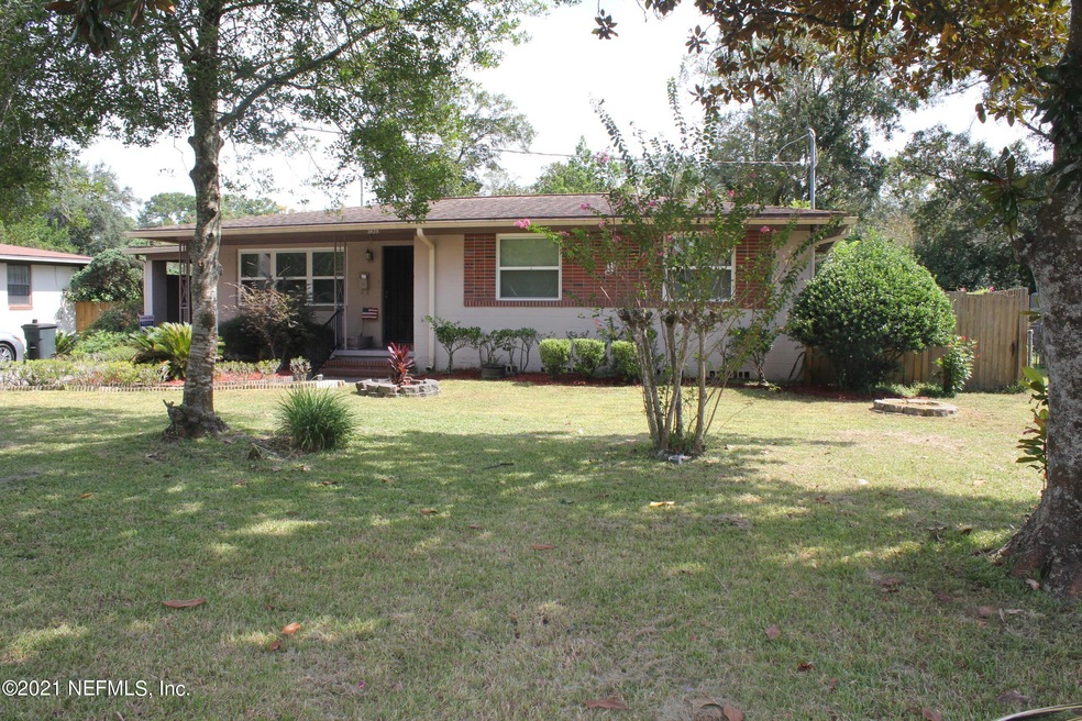 3625 Ledbury Dr E, Jacksonville, FL 32210 - photo 1