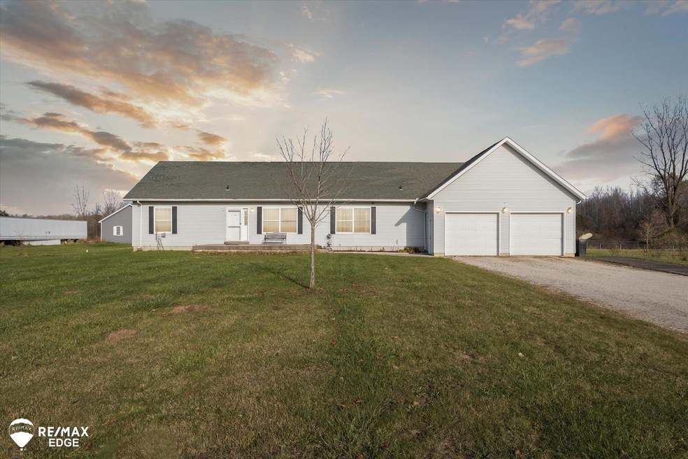 1225 E Hurd Rd, Clio, MI 48420 - photo 1