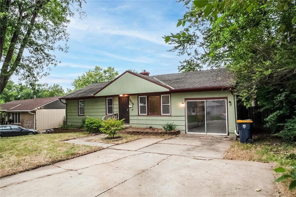 For Sale $135,900 • Co-Listing Agent