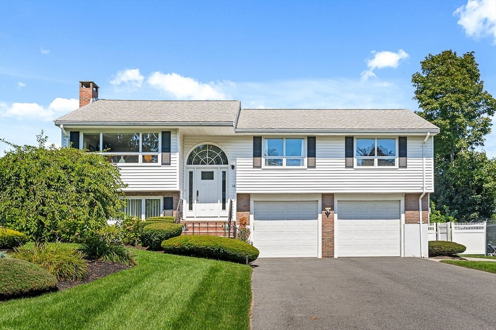 Pending $1,089,900 • Co-Listing Agent