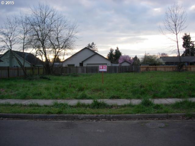 9 T St, Springfield, OR 97477 - photo 1