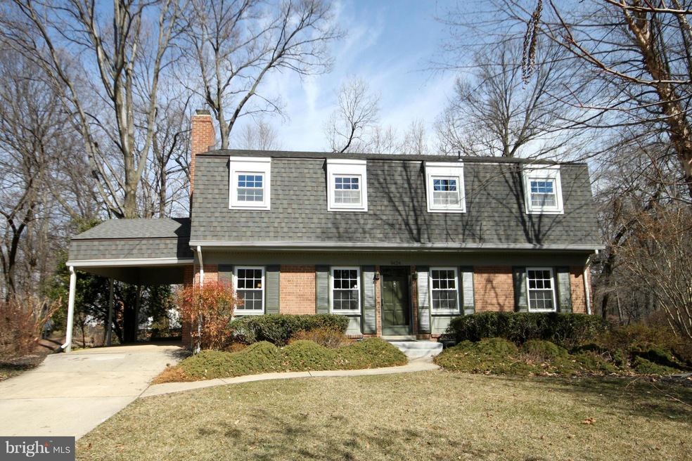 9424 Hermitage Dr, Fairfax, VA 22032 - photo 1
