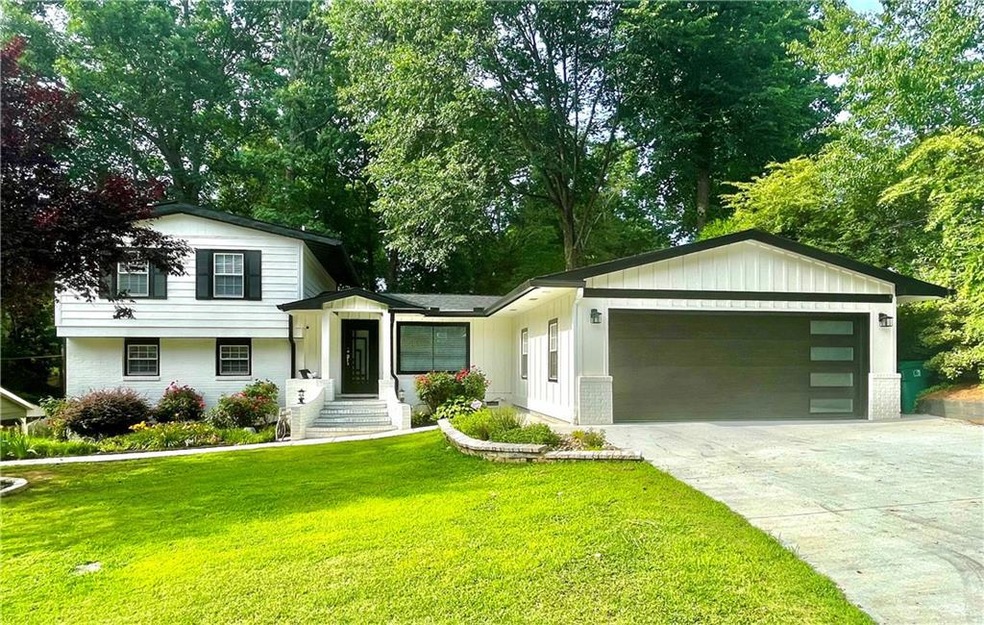 Sold $649,900 • Co-Listing Agent