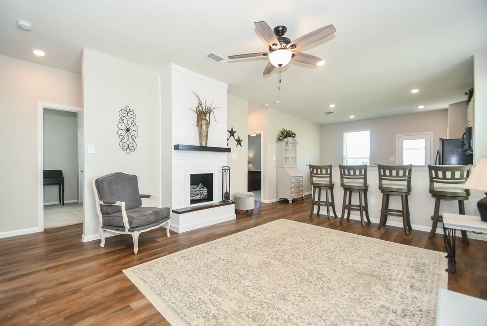 23947 Bushel Park Dr, Hockley, TX 77447 - photo 1