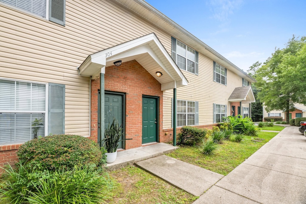2403 Hartsfield Rd unit 303, Tallahassee, FL 32303 - photo 1