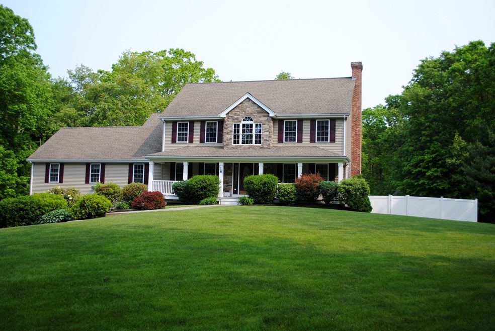 18 Mikayla Ann Dr, Rehoboth, MA 02769 - photo 1